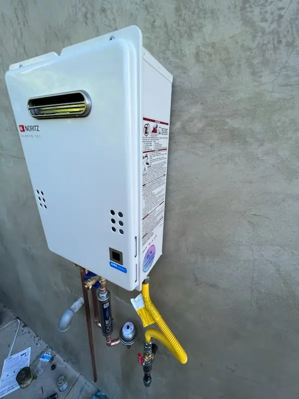 Tankless water heater installation for Hartland homes